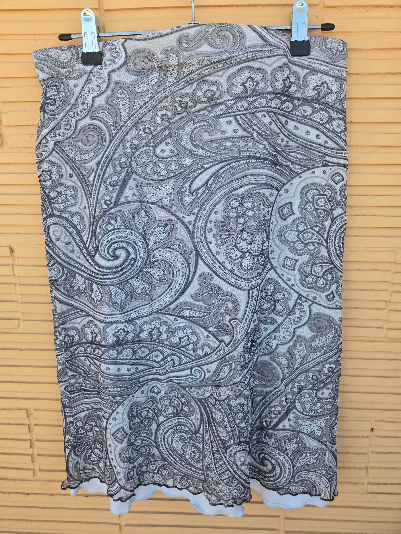 Vintage paramecium rok wit en zwart – photo 2